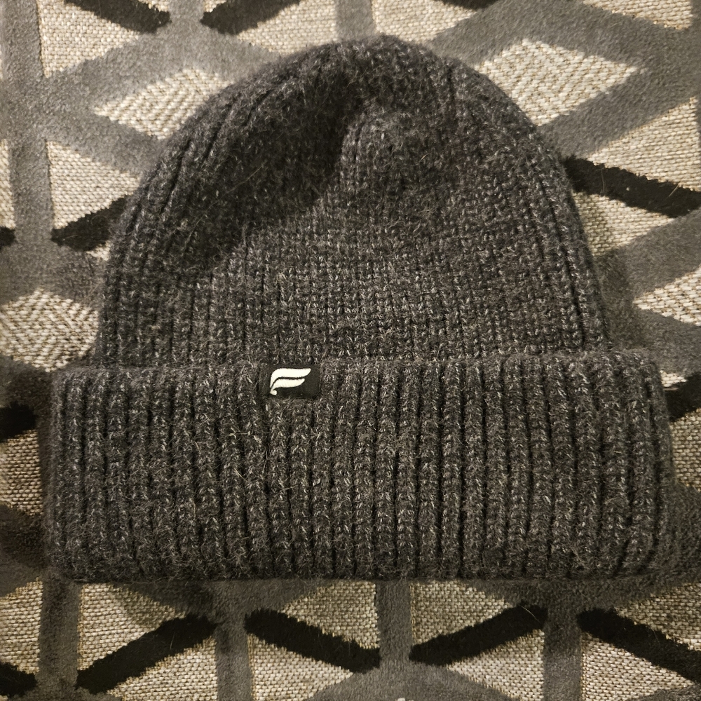 Mens Fabletics Beanie In Charcoal OS